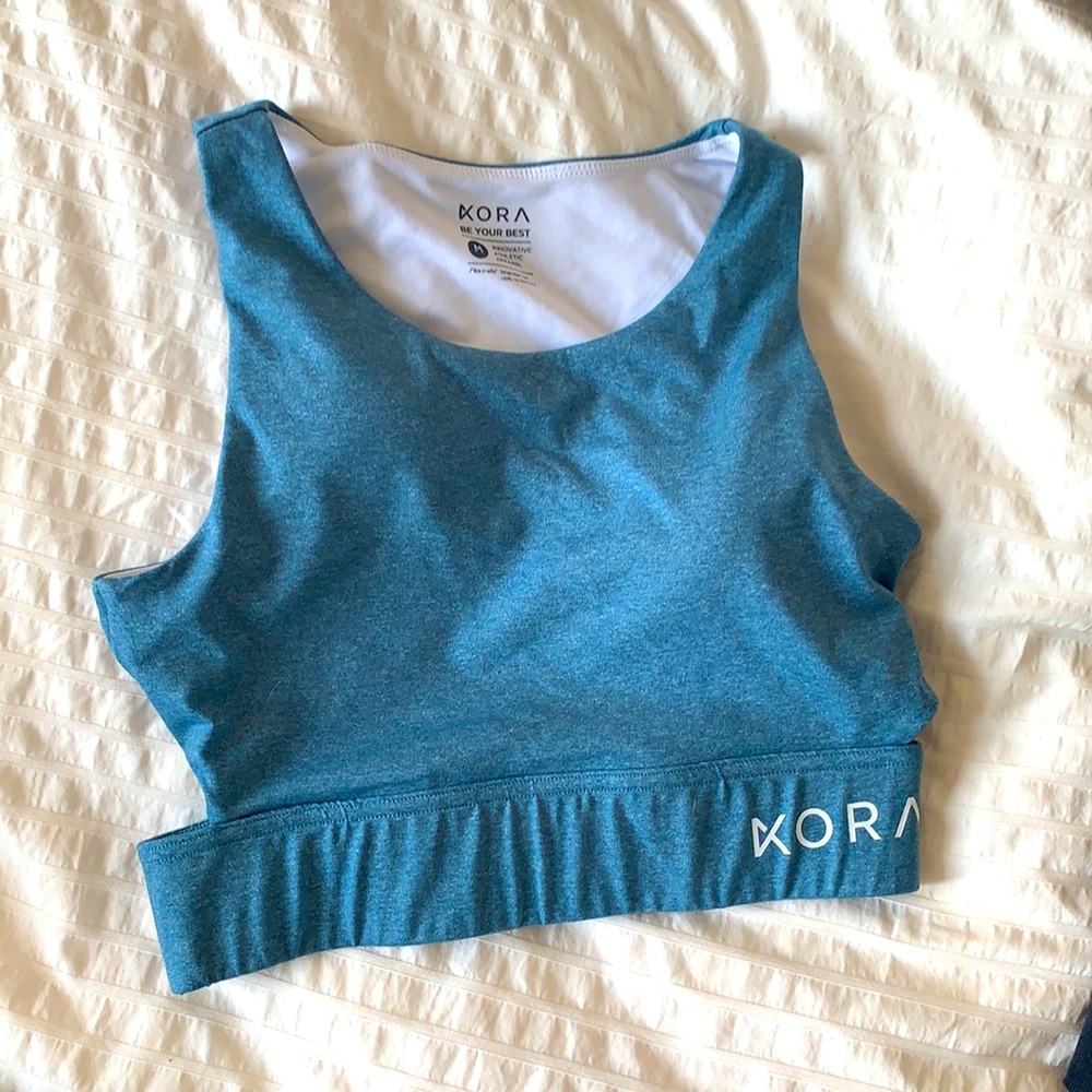 Kora medium sports bra